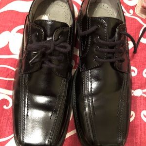 Boys dress shoes